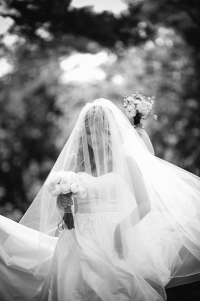 gibbet hill wedding photography, gibbet hill wedding, shane godfrey photography, boston wedding photographer, groton wedding photography, bride, bridal portrait, veil, wedding gown, black and white wedding photography, romantic wedding photography